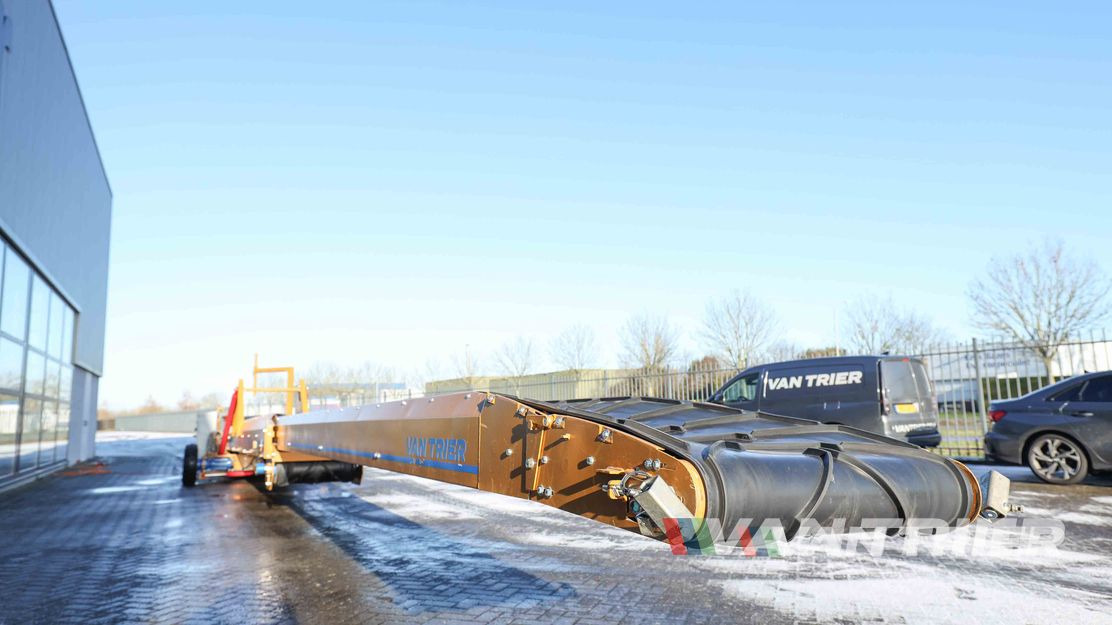 Breston HV16-80 Store loader - Bande transporteuse: photos 5 Breston HV16-80 Store loader - Bande transporteuse: photos 5