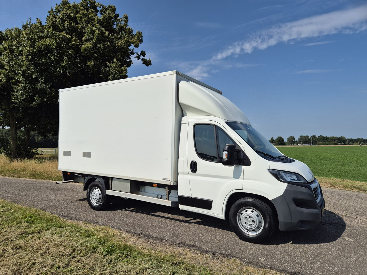 Peugeot 20 x Boxer HDI 160PK EURO 6 Koelwagen Bj2018-2019 - Véhicule utilitaire frigorifique: photos 2 Peugeot 20 x Boxer HDI 160PK EURO 6 Koelwagen Bj2018-2019 - Véhicule utilitaire frigorifique: photos 2