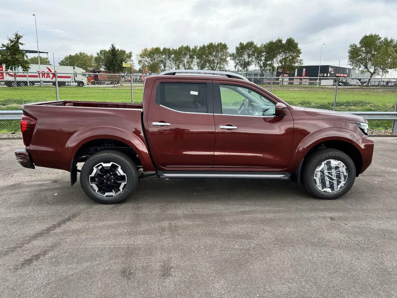 Pick-up, Utilitaire double cabine neuf Nissan Navara 4x4 2.5 D Double Cab - LE Plus - AUTOMATIC - FULL OPTIONS - EURO 2 - NEW!! - 3 UNITS: photos 8