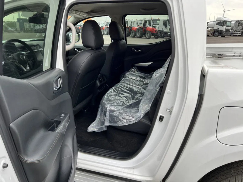 Pick-up, Utilitaire double cabine neuf Nissan Navara 4x4 2.5 D Double Cab - LE Plus - AUTOMATIC - FULL OPTIONS - EURO 2 - NEW!! - 3 UNITS: photos 17