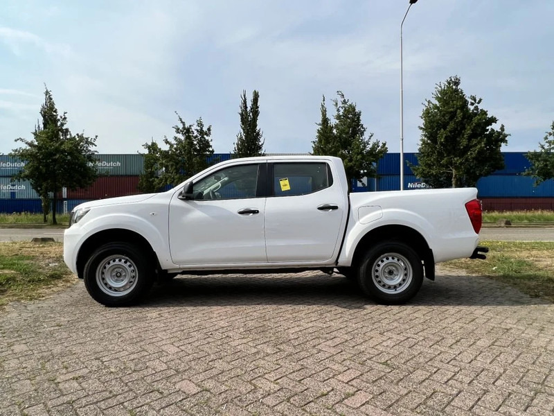 Nissan Navara 4x4 - 22 UNITS - 2.5 D Double Cab - XE - EURO 2 - NEW!! READY FOR WORK!!! - Pick-up, Utilitaire double cabine: photos 2 Nissan Navara 4x4 - 22 UNITS - 2.5 D Double Cab - XE - EURO 2 - NEW!! READY FOR WORK!!! - Pick-up, Utilitaire double cabine: photos 2