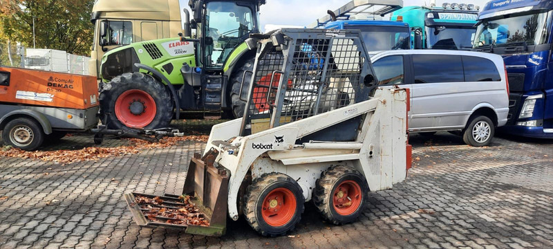 Bobcat 443 4x4 Radlader - Mini chargeuse: photos 1 Bobcat 443 4x4 Radlader - Mini chargeuse: photos 1