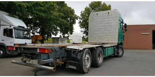 DAF XF105-460Super Spacs Cap G.Haus/Hoch Retarder - Camion grumier: photos 4 DAF XF105-460Super Spacs Cap G.Haus/Hoch Retarder - Camion grumier: photos 4