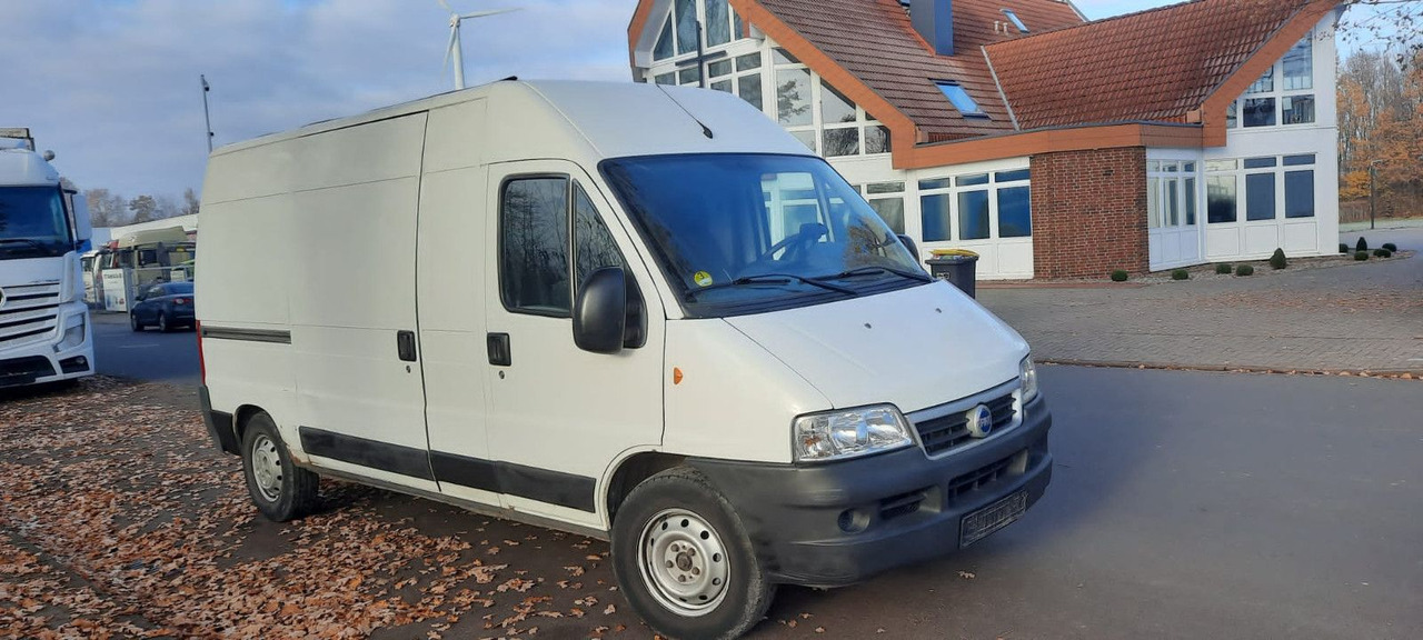 Fiat Ducato Maxi - Fourgon utilitaire: photos 2 Fiat Ducato Maxi - Fourgon utilitaire: photos 2
