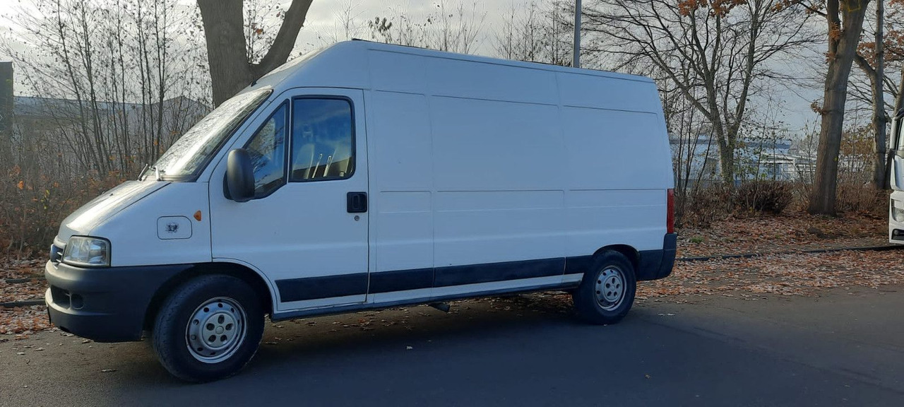Fiat Ducato Maxi - Fourgon utilitaire: photos 1 Fiat Ducato Maxi - Fourgon utilitaire: photos 1