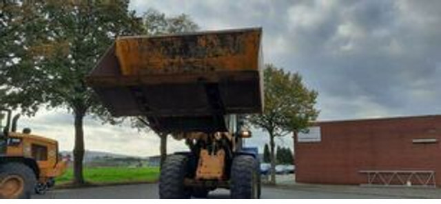 Hanomag 70E Radlader - Chargeuse sur pneus: photos 4 Hanomag 70E Radlader - Chargeuse sur pneus: photos 4