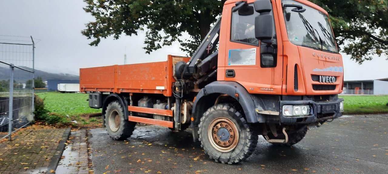 Iveco ML110-220 4x4 mit Kran+Funk - Camion plateau, Camion grue: photos 1 Iveco ML110-220 4x4 mit Kran+Funk - Camion plateau, Camion grue: photos 1