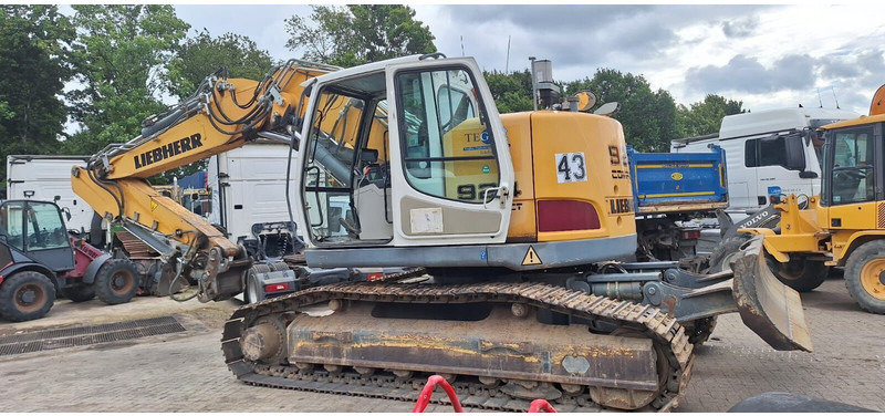 Liebherr 924 - Pelle sur chenille: photos 2 Liebherr 924 - Pelle sur chenille: photos 2