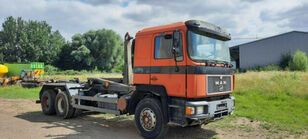 MAN 26.272 K Abroller Blatt/Blatt 6x4 - Camion ampliroll: photos 3 MAN 26.272 K Abroller Blatt/Blatt 6x4 - Camion ampliroll: photos 3