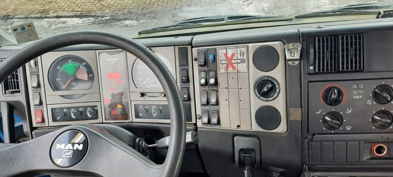 Crédit-bail MAN 26.314K 6x2 Blatt/Luft Diff/Sperre MAN 26.314K 6x2 Blatt/Luft Diff/Sperre: photos 12 Crédit-bail MAN 26.314K 6x2 Blatt/Luft Diff/Sperre MAN 26.314K 6x2 Blatt/Luft Diff/Sperre: photos 12