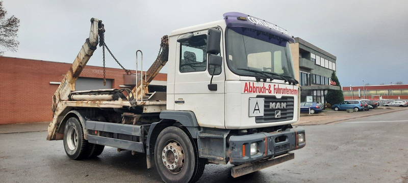MAN M38 - Camion multibenne: photos 1 MAN M38 - Camion multibenne: photos 1