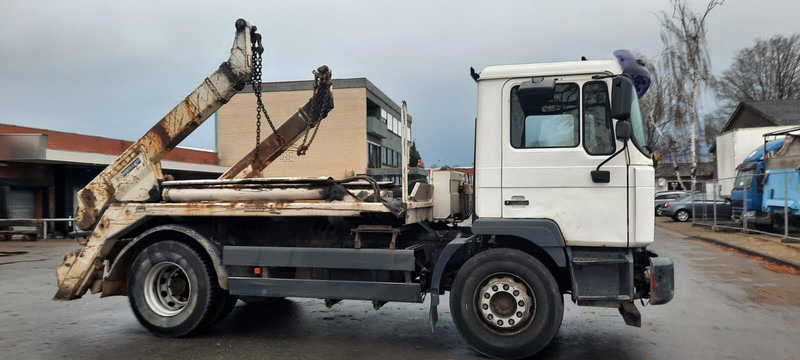MAN M38 - Camion multibenne: photos 2 MAN M38 - Camion multibenne: photos 2