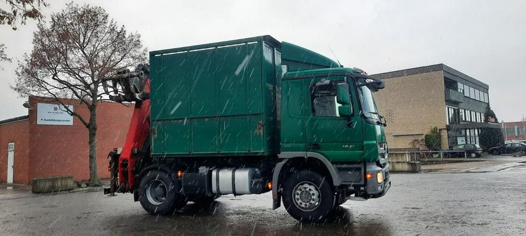 Mercedes-Benz 1841K 4x2 Actros Kipper mit Kran+Greifer - Camion benne, Camion grue: photos 3 Mercedes-Benz 1841K 4x2 Actros Kipper mit Kran+Greifer - Camion benne, Camion grue: photos 3