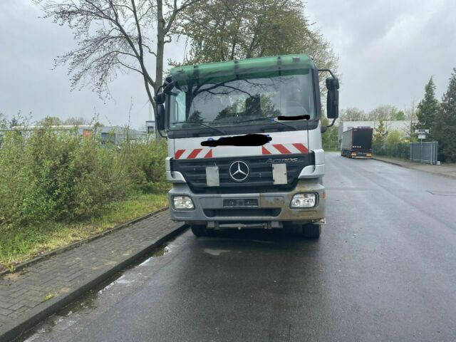 Mercedes-Benz 2641 Absetzer 6x2 Blatt/Luft Klima AHK - Camion multibenne: photos 1 Mercedes-Benz 2641 Absetzer 6x2 Blatt/Luft Klima AHK - Camion multibenne: photos 1
