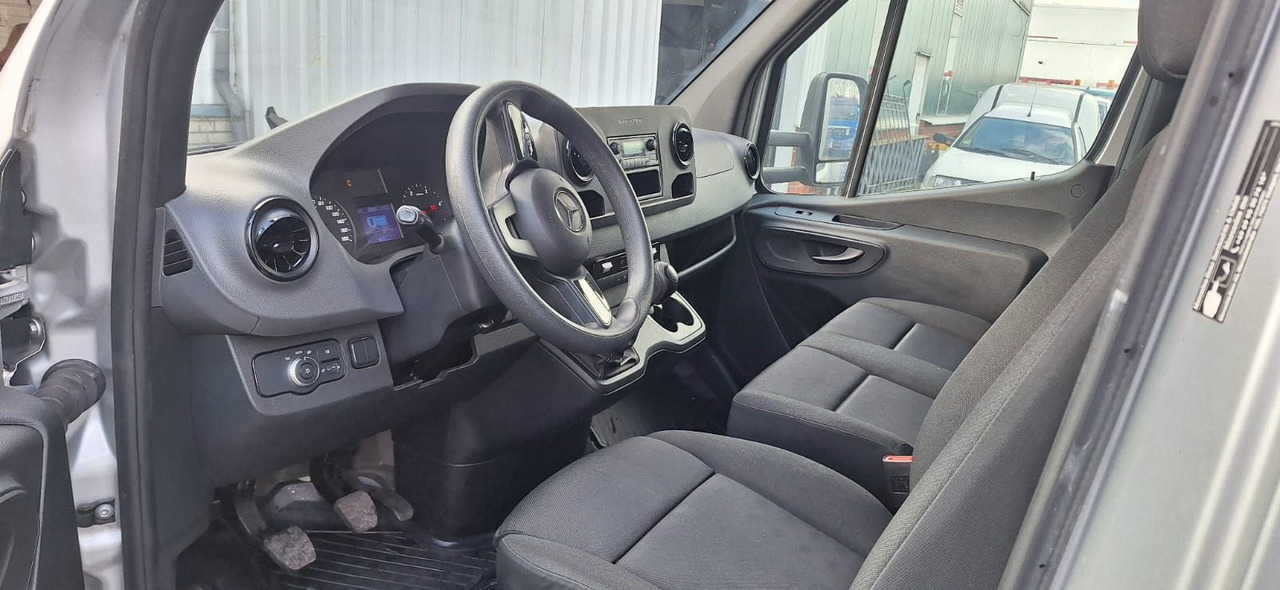 Mercedes-Benz 315 317 319 Sprinter III Koffer - Fourgon: photos 4 Mercedes-Benz 315 317 319 Sprinter III Koffer - Fourgon: photos 4