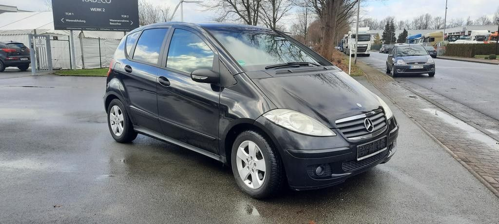 Mercedes-Benz A 180 CDI AVANTGARDE - Berline: photos 2 Mercedes-Benz A 180 CDI AVANTGARDE - Berline: photos 2