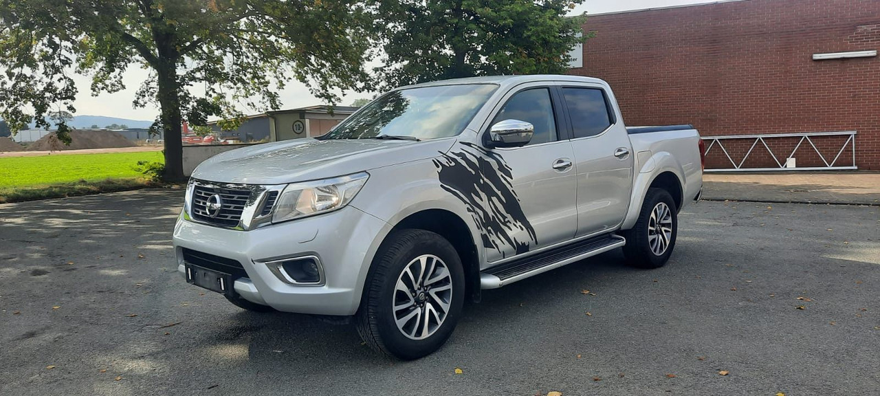 Nissan Navara NP300 N-Connecta Double Cab 4x4 - SUV: photos 1 Nissan Navara NP300 N-Connecta Double Cab 4x4 - SUV: photos 1