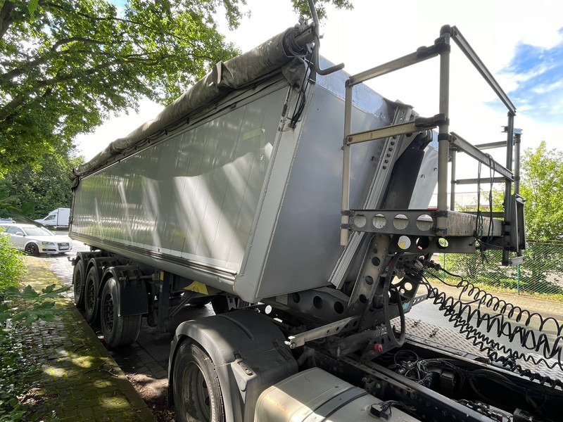 Schmitz Cargobull Kippmulde 3 Achser 28 Kubik - Semi-remorque benne: photos 2 Schmitz Cargobull Kippmulde 3 Achser 28 Kubik - Semi-remorque benne: photos 2