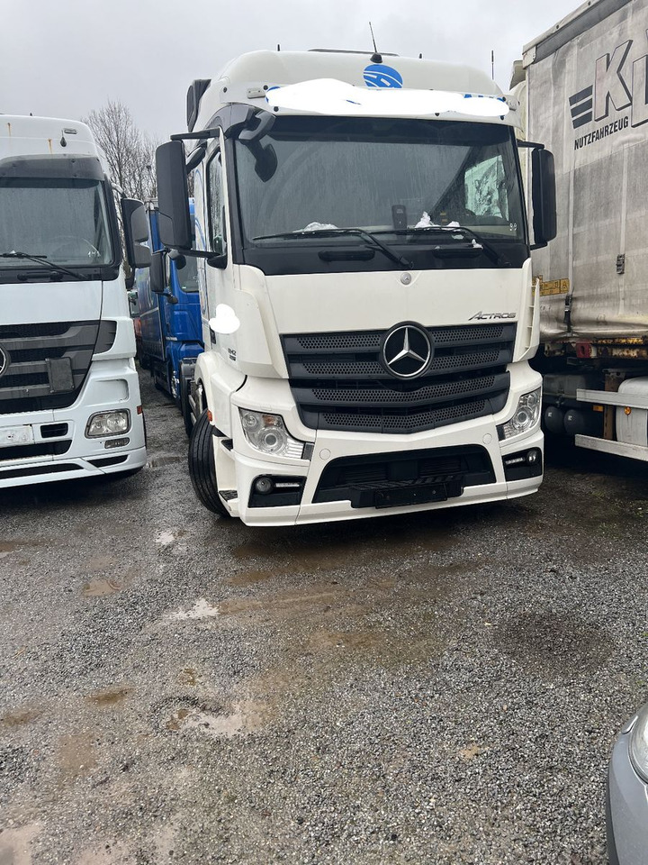 Mercedes-Benz 1842 LS Actros 1-Hand - Tracteur routier: photos 1 Mercedes-Benz 1842 LS Actros 1-Hand - Tracteur routier: photos 1