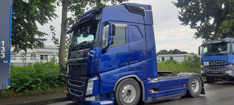 Volvo FH 500 GLobetrotter XL - Tracteur routier: photos 2 Volvo FH 500 GLobetrotter XL - Tracteur routier: photos 2