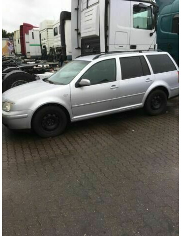 Volkswagen Bora Variant 1.9 TDI Pacific - Voiture break: photos 2 Volkswagen Bora Variant 1.9 TDI Pacific - Voiture break: photos 2