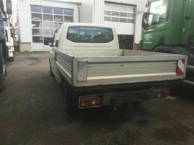 Volkswagen T5 Pritsche Doka - Fourgon plateau, Utilitaire double cabine: photos 4 Volkswagen T5 Pritsche Doka - Fourgon plateau, Utilitaire double cabine: photos 4