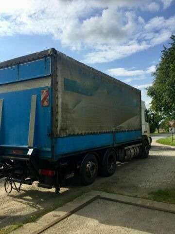 Volvo FH12-420 Euro:4Plane Spriegel mit LBW 3000kg - Camion à rideaux coulissants: photos 3 Volvo FH12-420 Euro:4Plane Spriegel mit LBW 3000kg - Camion à rideaux coulissants: photos 3