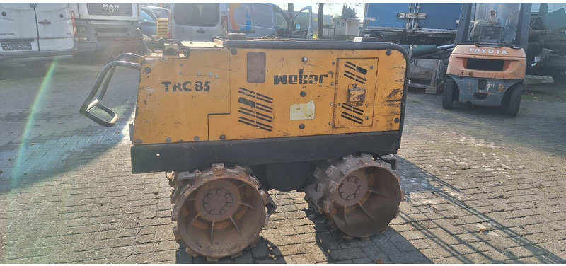 Weber TRC85 Walze - Compacteur à pieds de mouton/ Monocylindre: photos 2 Weber TRC85 Walze - Compacteur à pieds de mouton/ Monocylindre: photos 2