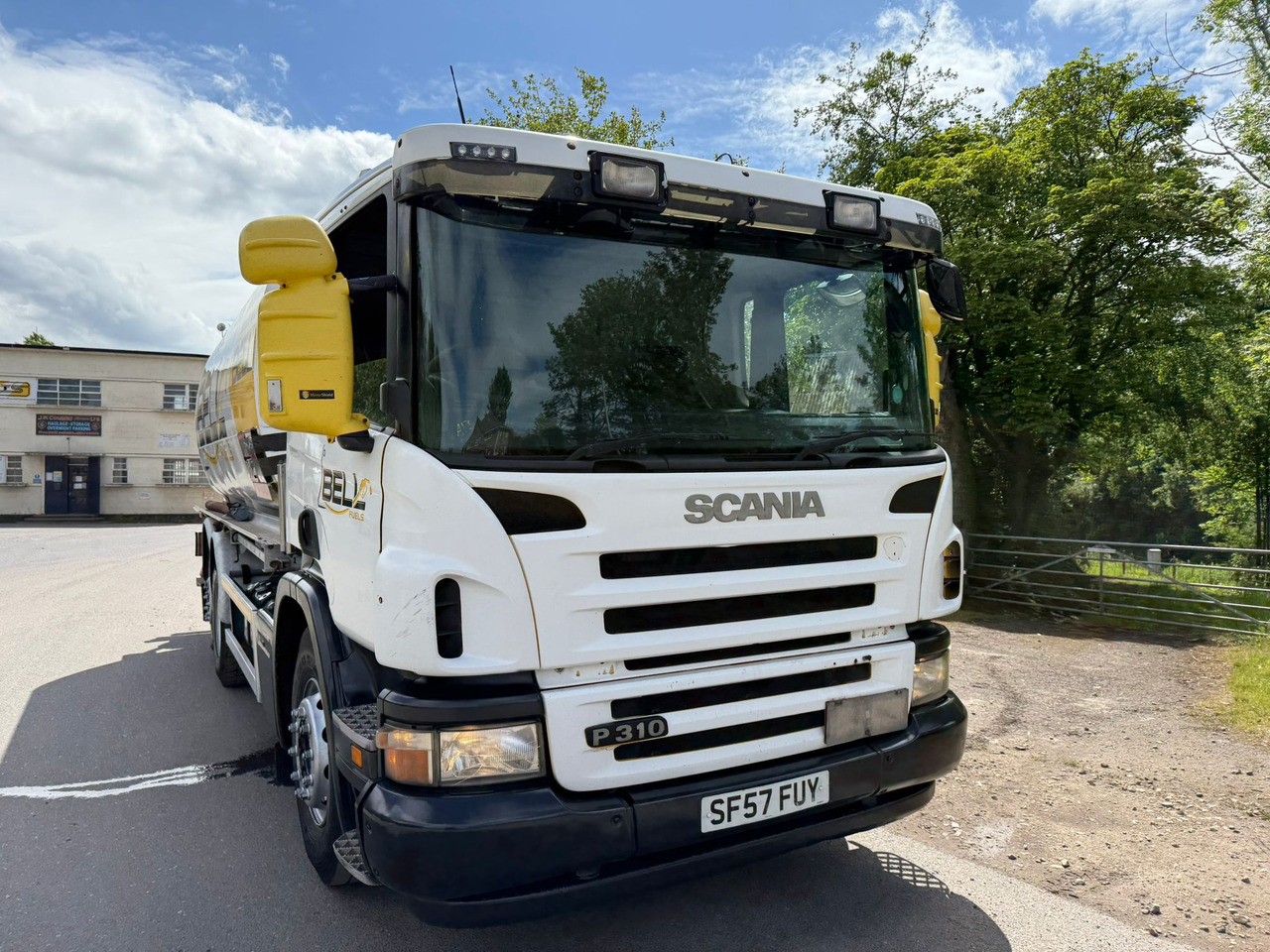 2007 Scania P310 Fuel Tanker - Camion citerne: photos 4 2007 Scania P310 Fuel Tanker - Camion citerne: photos 4
