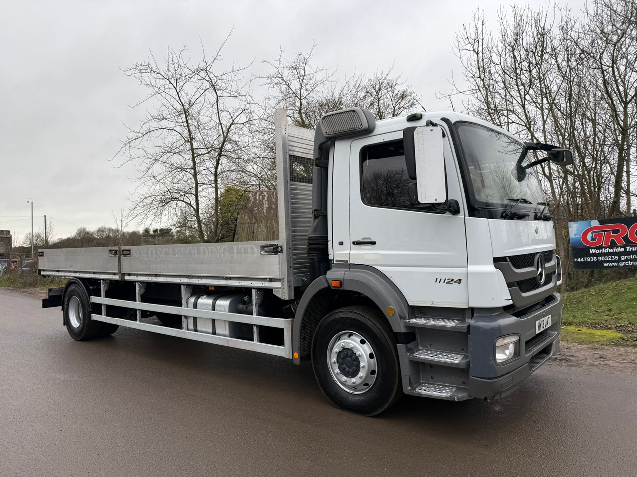 2013 Mercedes Axor 1824 Dropside Truck - Camion plateau: photos 1 2013 Mercedes Axor 1824 Dropside Truck - Camion plateau: photos 1