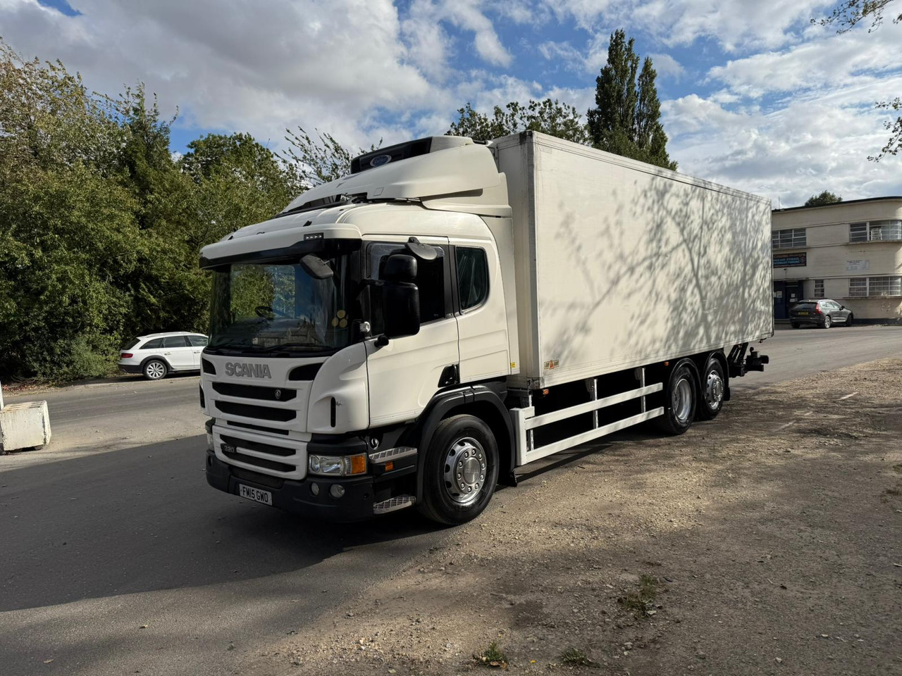 2015 Scania P320 Refrigerated truck - Camion frigorifique: photos 4 2015 Scania P320 Refrigerated truck - Camion frigorifique: photos 4