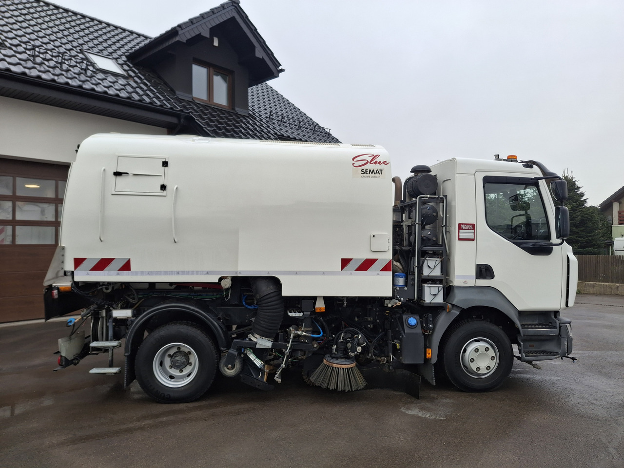 RENAULT D12 Zamiatarka Kehrmaschine SEMAT Zoeller Faun Karcher Euro 6 PM10 L/R 2017r - Balayeuse de voirie: photos 5 RENAULT D12 Zamiatarka Kehrmaschine SEMAT Zoeller Faun Karcher Euro 6 PM10 L/R 2017r - Balayeuse de voirie: photos 5