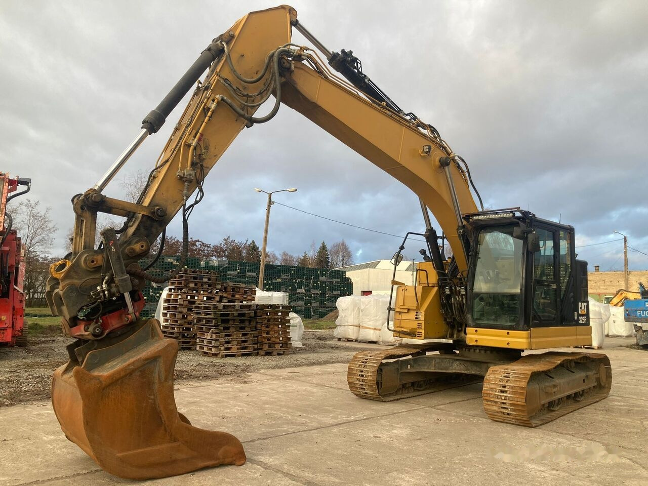 Caterpillar 325 F LCR Rototylt - Pelle sur chenille: photos 3 Caterpillar 325 F LCR Rototylt - Pelle sur chenille: photos 3