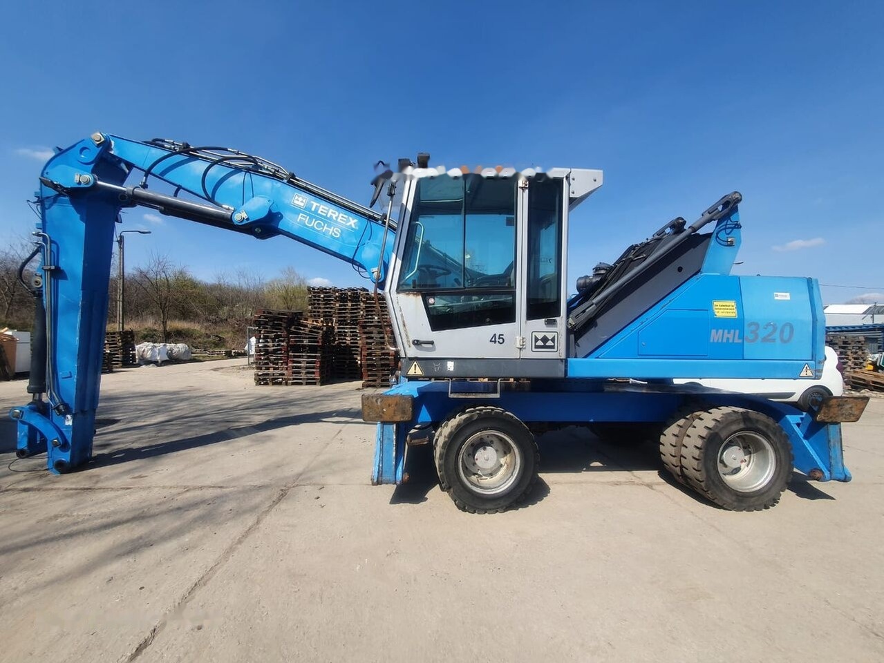 Fuchs MHL 320 D MZS - Pelle de manutention: photos 1 Fuchs MHL 320 D MZS - Pelle de manutention: photos 1
