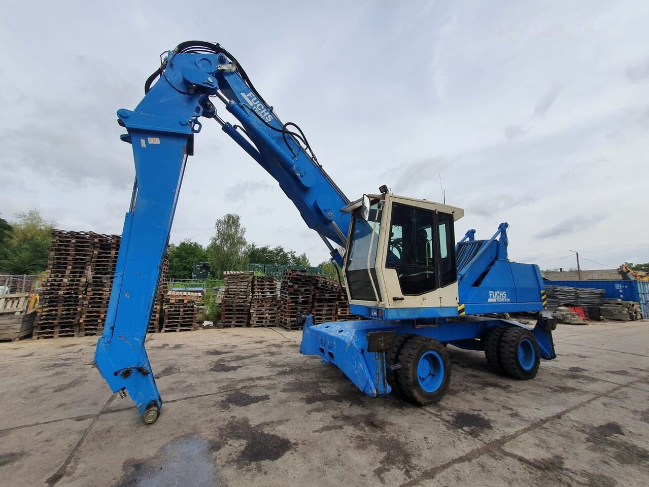 Fuchs MHL 340C FQC Generator - Pelle de manutention: photos 2 Fuchs MHL 340C FQC Generator - Pelle de manutention: photos 2