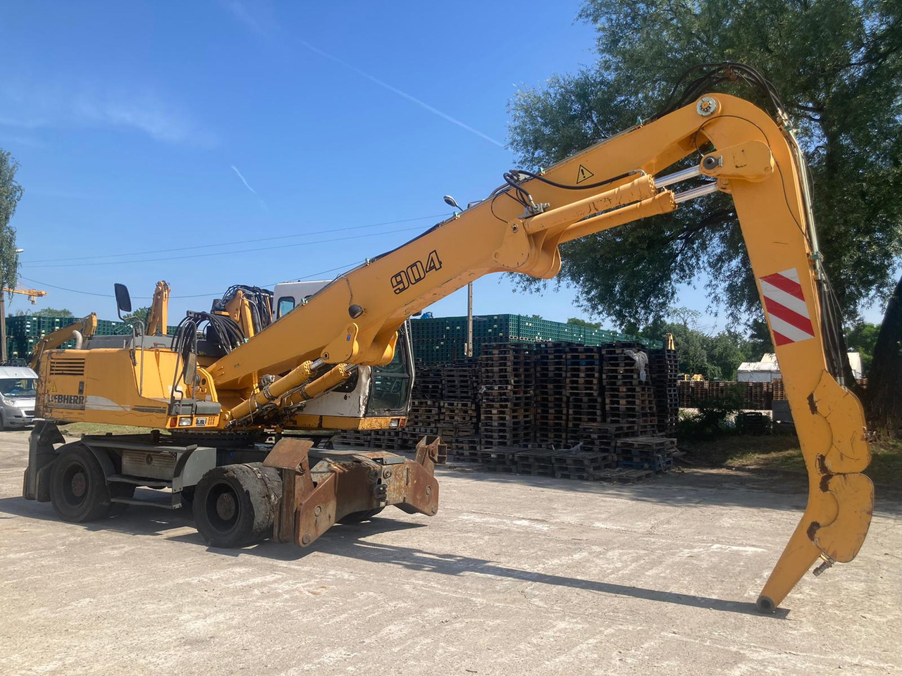 Liebherr A 904 Litronic - Pelle de manutention: photos 5 Liebherr A 904 Litronic - Pelle de manutention: photos 5