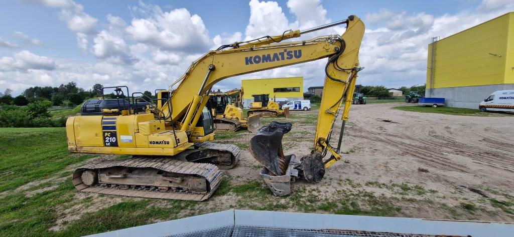 Komatsu PC 210 LC-11 - Pelle sur chenille: photos 3 Komatsu PC 210 LC-11 - Pelle sur chenille: photos 3