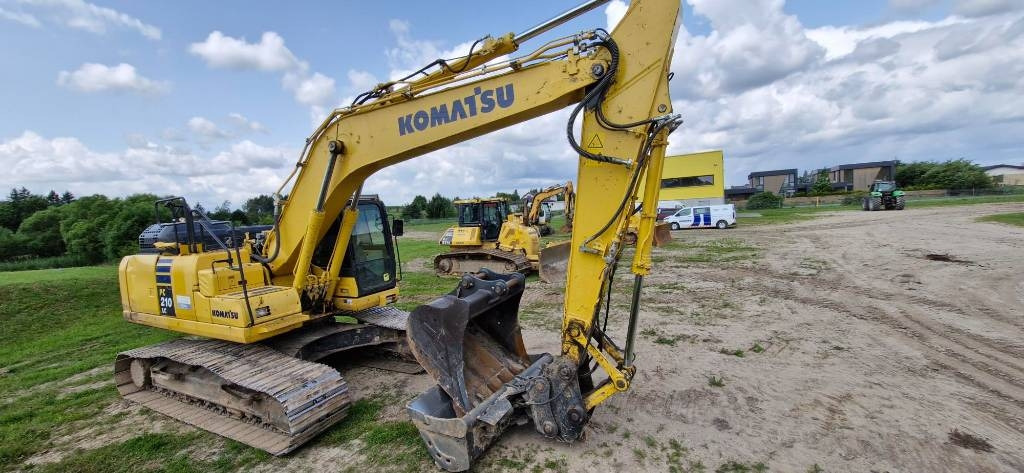 Komatsu PC 210 LC-11 - Pelle sur chenille: photos 1 Komatsu PC 210 LC-11 - Pelle sur chenille: photos 1