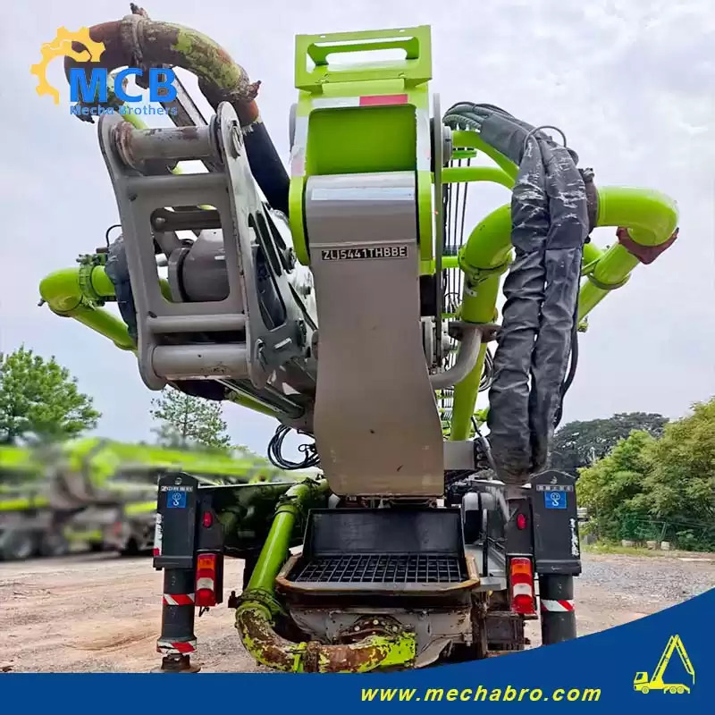 ZOOMLION ZLJ5441THBBE - Camion pompe: photos 4 ZOOMLION ZLJ5441THBBE - Camion pompe: photos 4