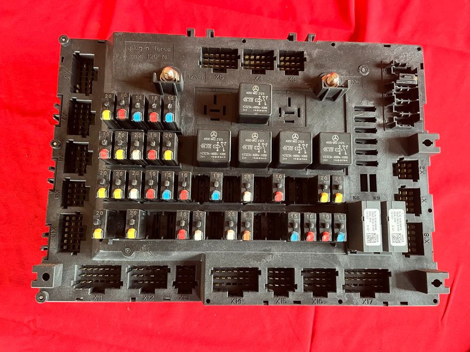 Mercedes A 0014463158 Single SAM Steuergerät Control Unit - Fusible pour Camion: photos 1 Mercedes A 0014463158 Single SAM Steuergerät Control Unit - Fusible pour Camion: photos 1