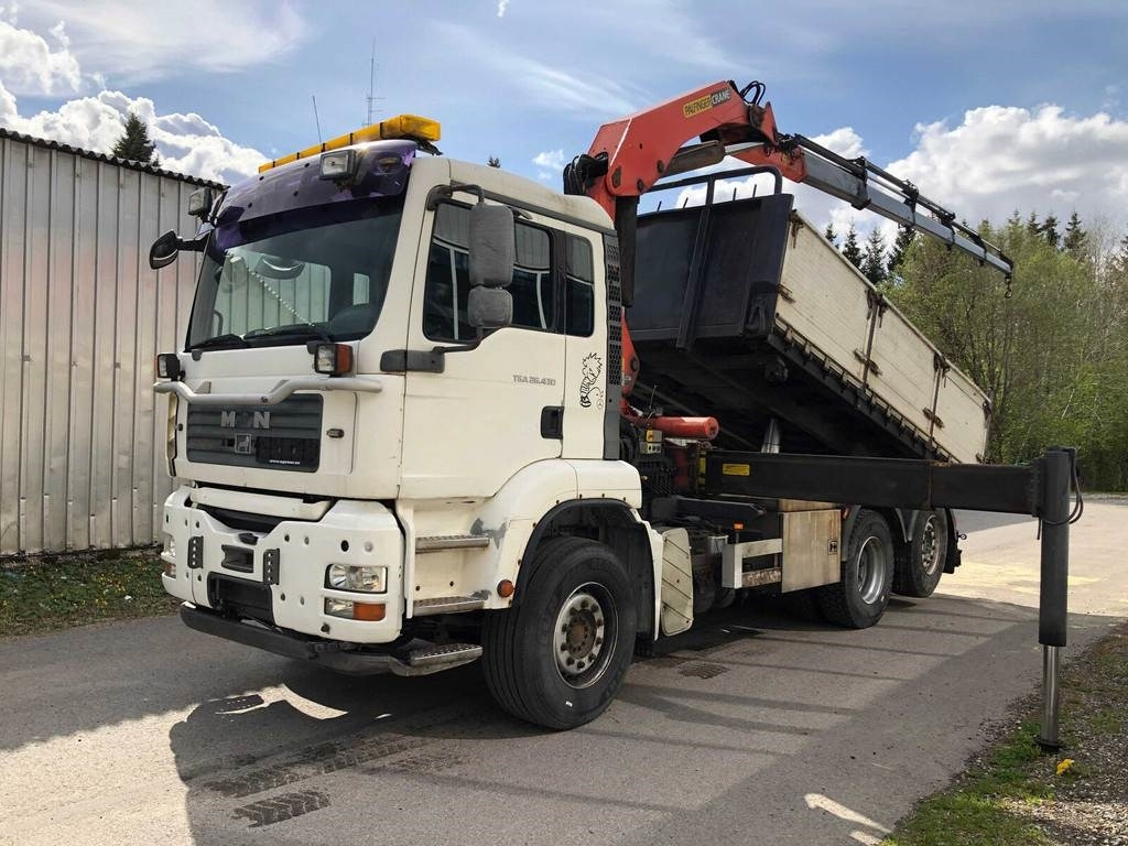 MAN TGA 26.430 6X2-2 BL/M 3-WAY TIP+PALFINGER PK23500 - Camion benne: photos 1 MAN TGA 26.430 6X2-2 BL/M 3-WAY TIP+PALFINGER PK23500 - Camion benne: photos 1