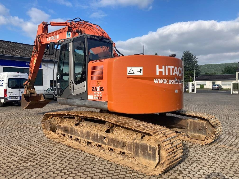 Hitachi ZX 225 US LC - Pelle sur chenille: photos 4 Hitachi ZX 225 US LC - Pelle sur chenille: photos 4