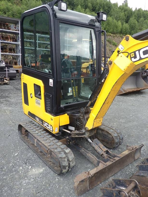 JCB 19 C-1 - Mini pelle: photos 4 JCB 19 C-1 - Mini pelle: photos 4