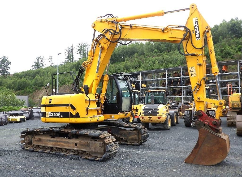 JCB JZ 235 LC - Pelle sur chenille: photos 2 JCB JZ 235 LC - Pelle sur chenille: photos 2