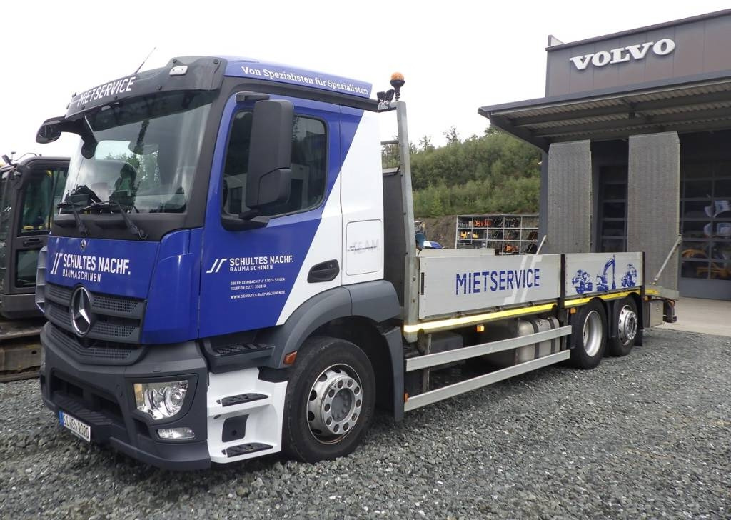 Mercedes-Benz Antos 2533 L Maschinentransporter - Camion porte-voitures: photos 1 Mercedes-Benz Antos 2533 L Maschinentransporter - Camion porte-voitures: photos 1