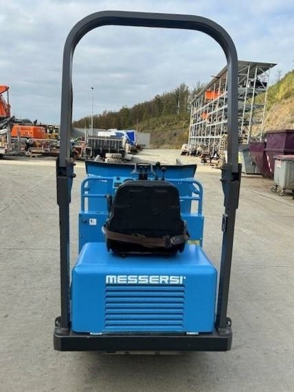 Messersi TCH 1500 BT - Tombereau sur chenilles: photos 5 Messersi TCH 1500 BT - Tombereau sur chenilles: photos 5