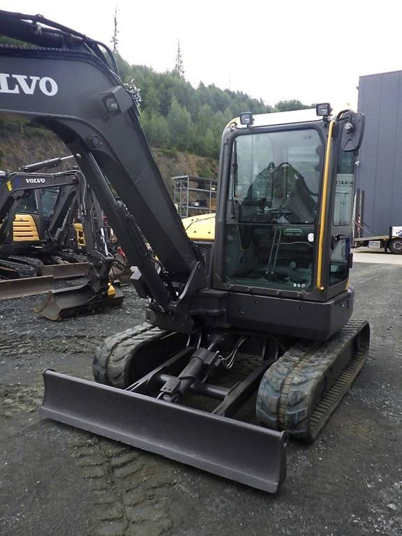 Volvo ECR 58 D mit Tiltrotator Steelwrist - Mini pelle: photos 2 Volvo ECR 58 D mit Tiltrotator Steelwrist - Mini pelle: photos 2