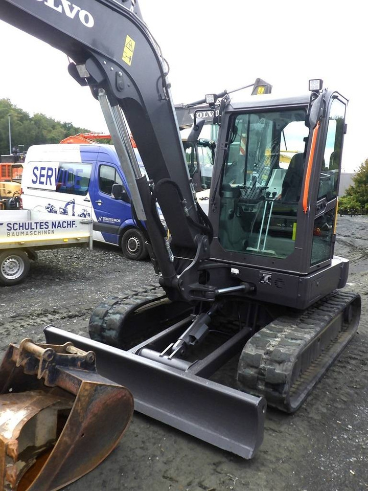 Volvo ECR 58 F - Mini pelle: photos 2 Volvo ECR 58 F - Mini pelle: photos 2