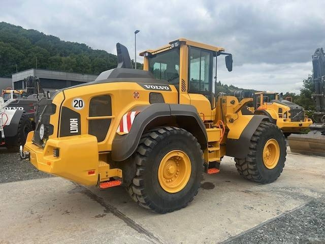 Volvo L 110 H - Chargeuse sur pneus: photos 4 Volvo L 110 H - Chargeuse sur pneus: photos 4