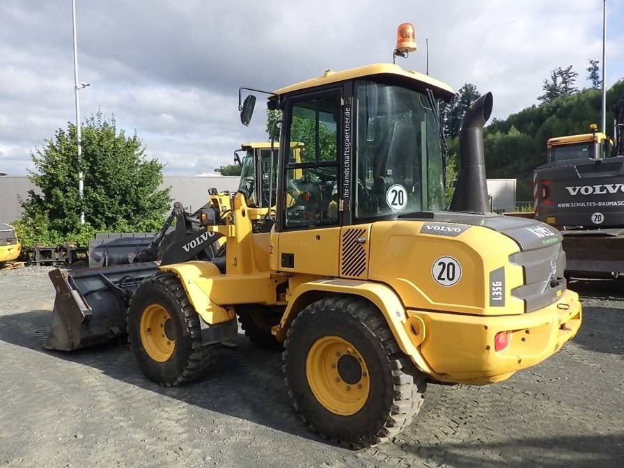 Volvo L 35 G - Chargeuse sur pneus: photos 4 Volvo L 35 G - Chargeuse sur pneus: photos 4